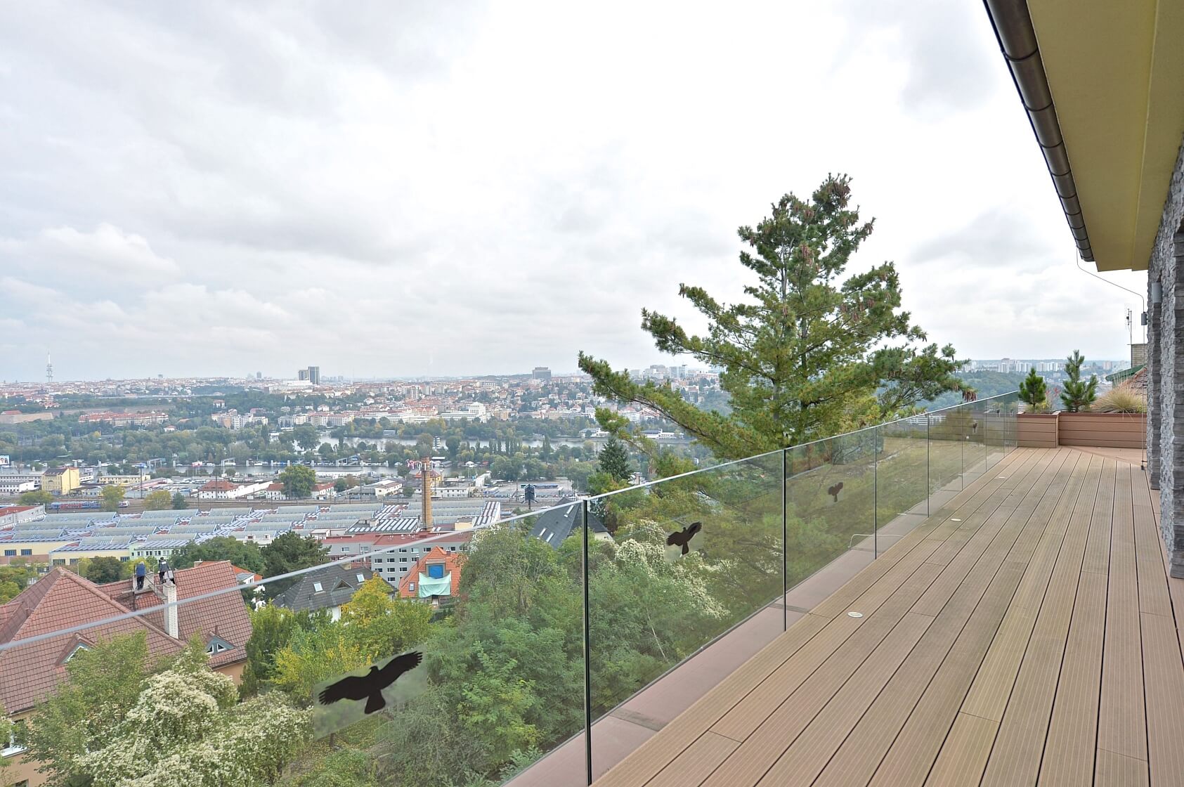 U Dívčích hradů, Smíchov - Prague 5 | Rent, Apartment One-bedroom (2+kk), 127 m²