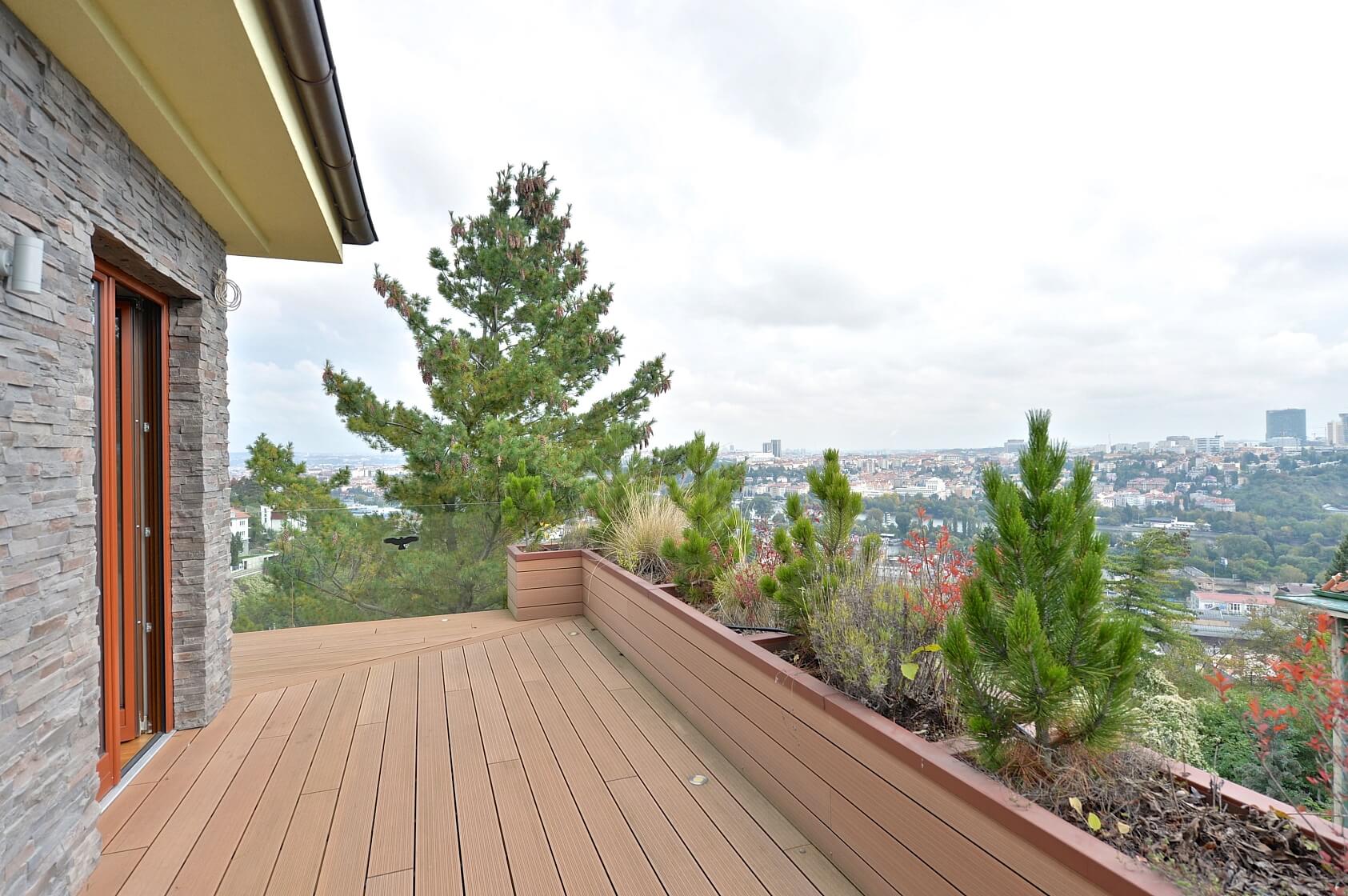 U Dívčích hradů, Smíchov - Praha 5 | Pronájem, Byt 2+kk, 127 m²