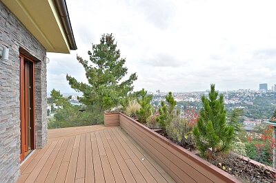 U Dívčích hradů, Smíchov - Praha 5 | Pronájem, Byt 2+kk, 127 m²