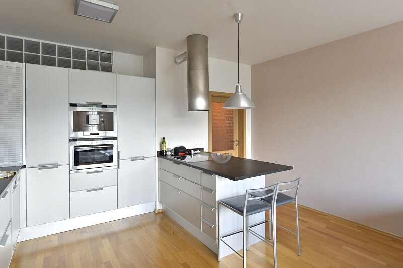 Varhulíkové, Holešovice - Prague 7 | Sale, Apartment Two-bedroom (3+kk), 78 m²