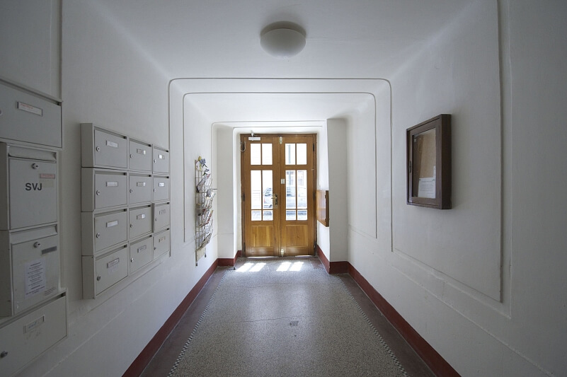 Ladova, Nové Město - Prague 2 | Sale, Apartment Two-bedroom (3+kk), 120 m²