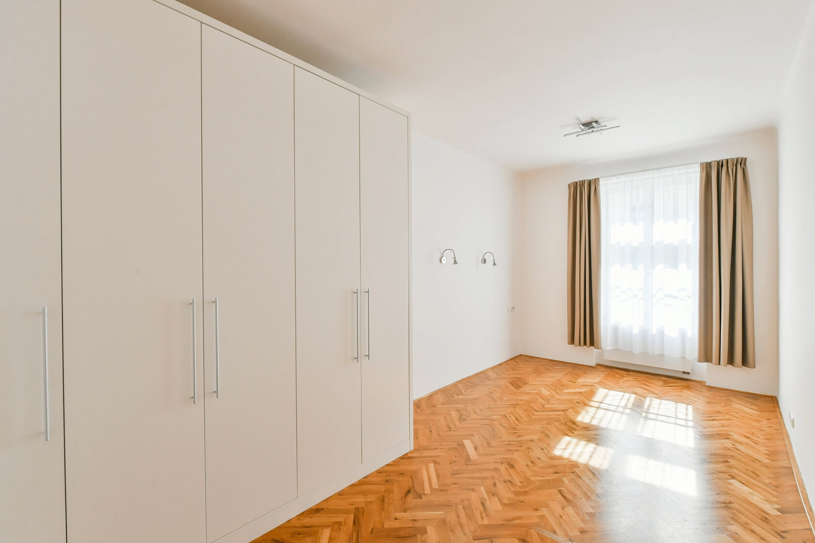 Národní obrany, Dejvice - Prague 6 | Rent, Apartment One-bedroom (2+1), 85 m²