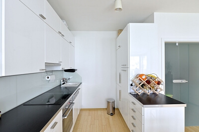 Anny Rybníčkové, Stodůlky - Prague 5 | Sale, Apartment One-bedroom (2+kk), 68 m²