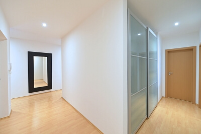 Lomená, Zbuzany - Praha-západ | Prodej, Byt 4+kk, 99 m²