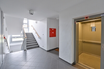 Tibetská, Vokovice - Prague 6 | Sale, Apartment Three-bedroom (4+kk), 141 m²