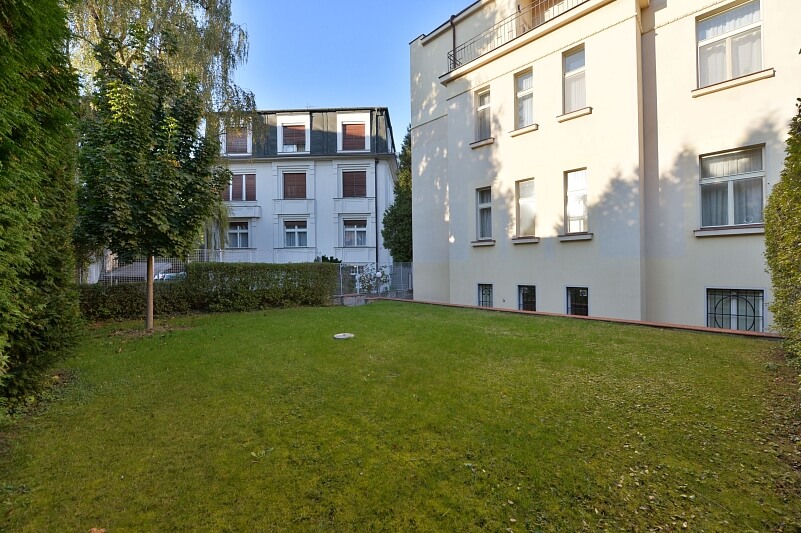 Na baště sv. Ludmily, Hradčany - Prague 6 | Rent, Apartment Three-bedroom (4+1), 140 m²