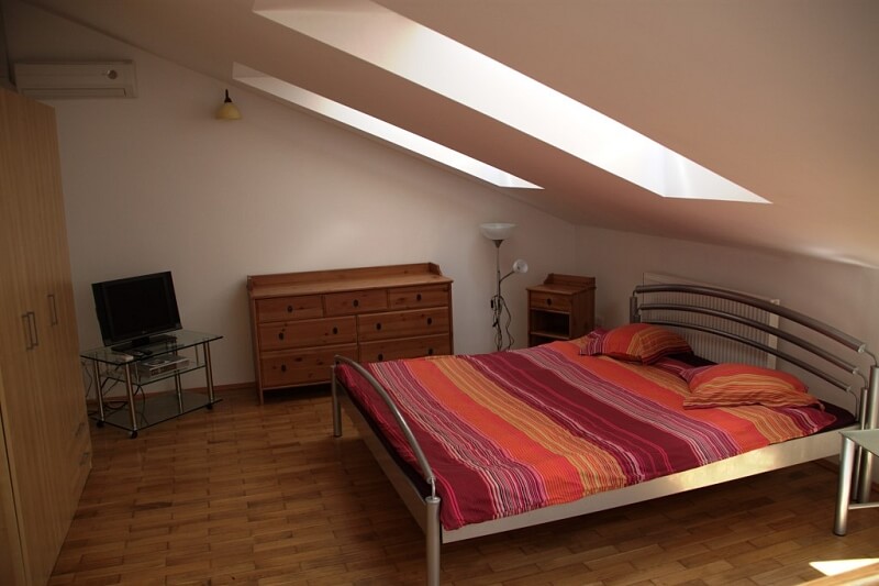 Tomáškova, Smíchov - Prague 5 | Rent, Apartment One-bedroom (2+kk), 44 m²