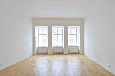 Karmelitská, Malá Strana - Prague 1 | Rent, Apartment One-bedroom (2+1), 110 m²