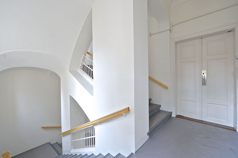 Karmelitská, Malá Strana - Praha 1 | Pronájem, Byt 2+1, 110 m²