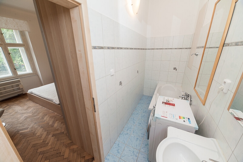 Rooseveltova, Bubeneč - Prague 6 | Sale, Apartment One-bedroom (2+kk), 47 m²