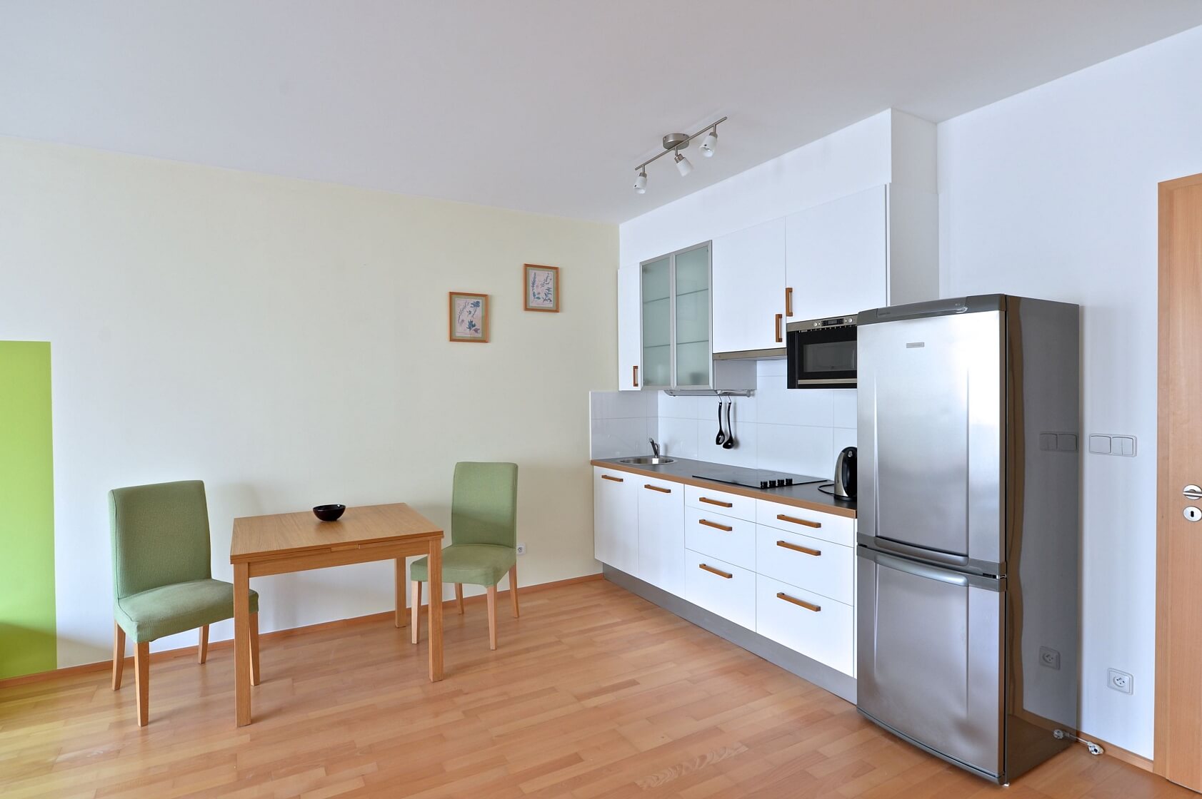 Naardenská, Liboc - Praha 6 | Pronájem, Byt 1+kk, 57 m²