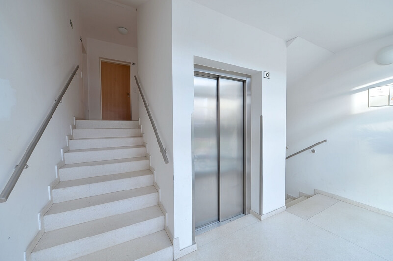 Naardenská, Liboc - Praha 6 | Pronájem, Byt 1+kk, 57 m²