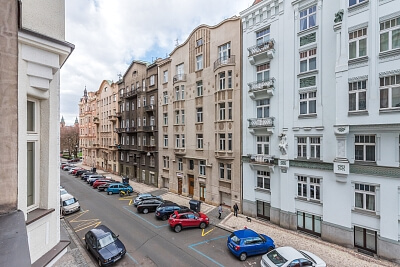 Janáčkovo nábřeží, Smíchov - Prague 5 | Rent, Apartment One-bedroom (2+1), 92 m²