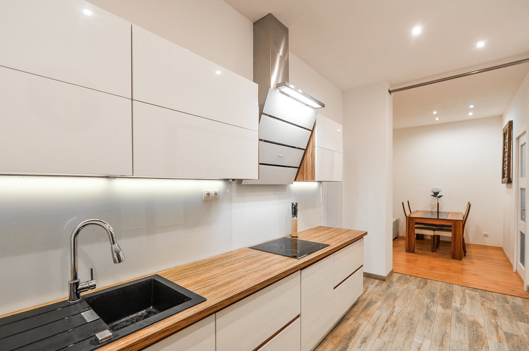 V Háji, Holešovice - Praha 7 | Pronájem, Byt 2+kk, 58 m²
