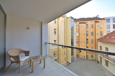 Havlíčkovo náměstí, Žižkov - Prague 3 | Rent, Apartment Two-bedroom (3+kk), 99 m²