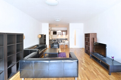 Havlíčkovo náměstí, Žižkov - Prague 3 | Rent, Apartment Two-bedroom (3+kk), 99 m²