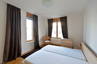 Havlíčkovo náměstí, Žižkov - Prague 3 | Rent, Apartment Two-bedroom (3+kk), 99 m²