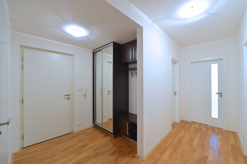 Havlíčkovo náměstí, Žižkov - Prague 3 | Rent, Apartment Two-bedroom (3+kk), 99 m²