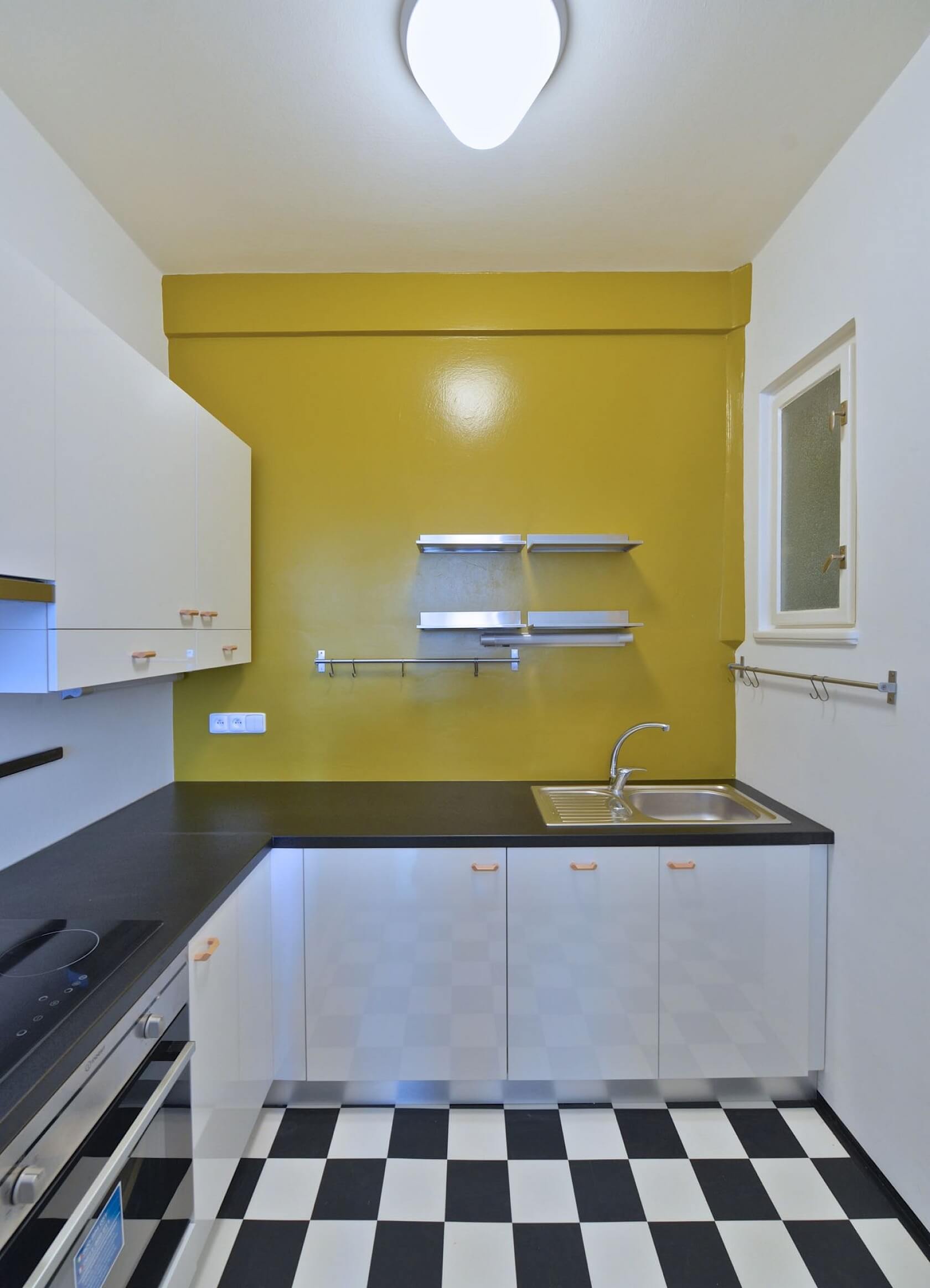 Tusarova, Holešovice - Praha 7 | Pronájem, Byt 1+1, 33 m²