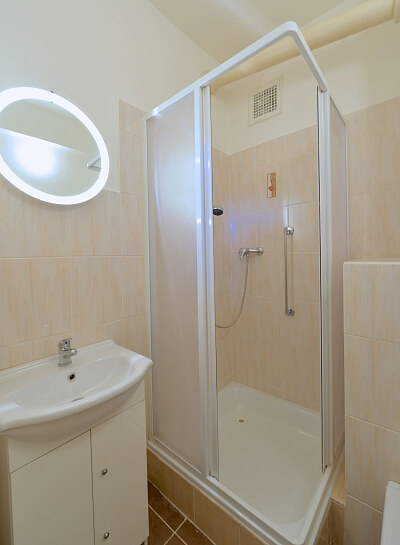 Tusarova, Holešovice - Prague 7 | Rent, Apartment Studio (1+1), 33 m²