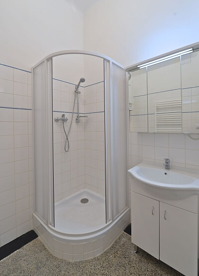 U Rajské zahrady, Žižkov - Praha 3 | Pronájem, Byt 2+1, 75 m²