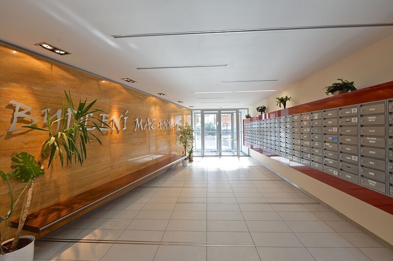 Nad Okrouhlíkem, Libeň - Praha 8 | Pronájem, Byt 2+kk, 48 m²