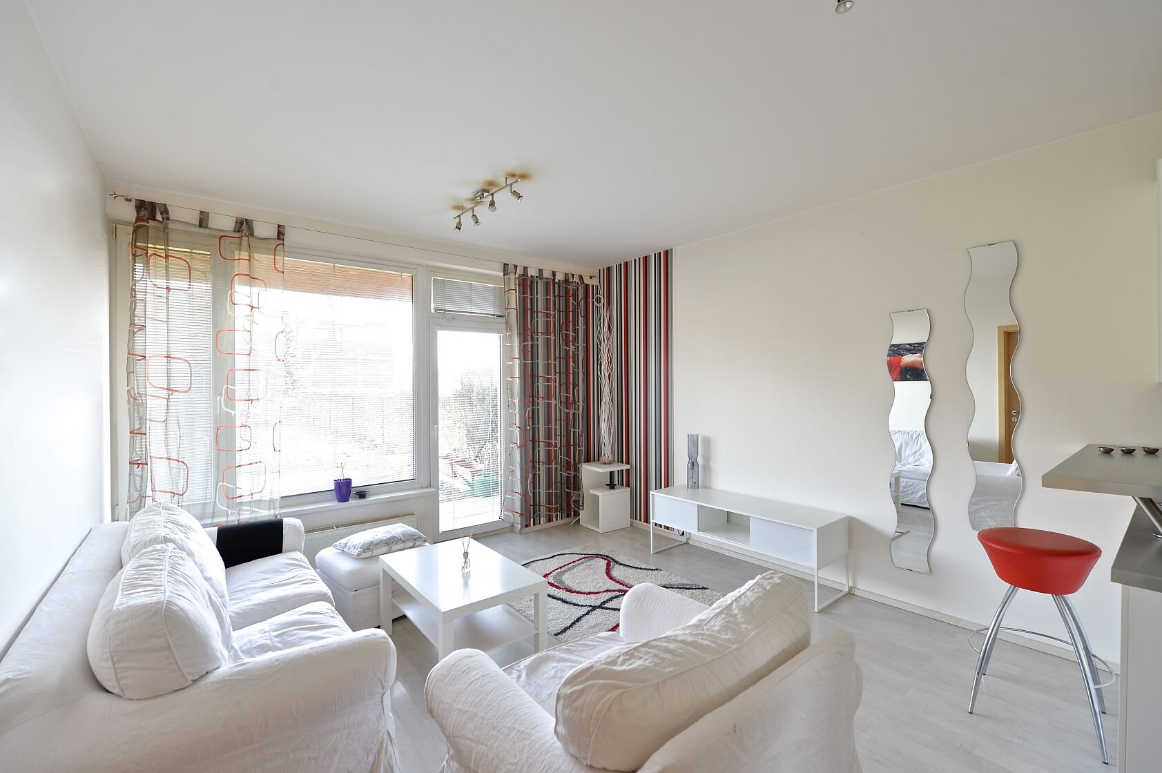 Nad Okrouhlíkem, Libeň - Praha 8 | Pronájem, Byt 2+kk, 48 m²