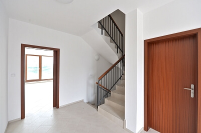 Nad strání, Troja - Prague 8 | Rent, House Four-bedroom (5+kk), 180 m²