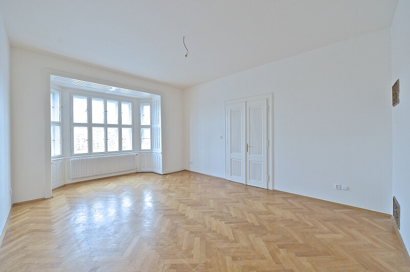 Janáčkovo nábřeží, Smíchov - Prague 5 | Rent, Apartment Two-bedroom (3+1), 128 m²