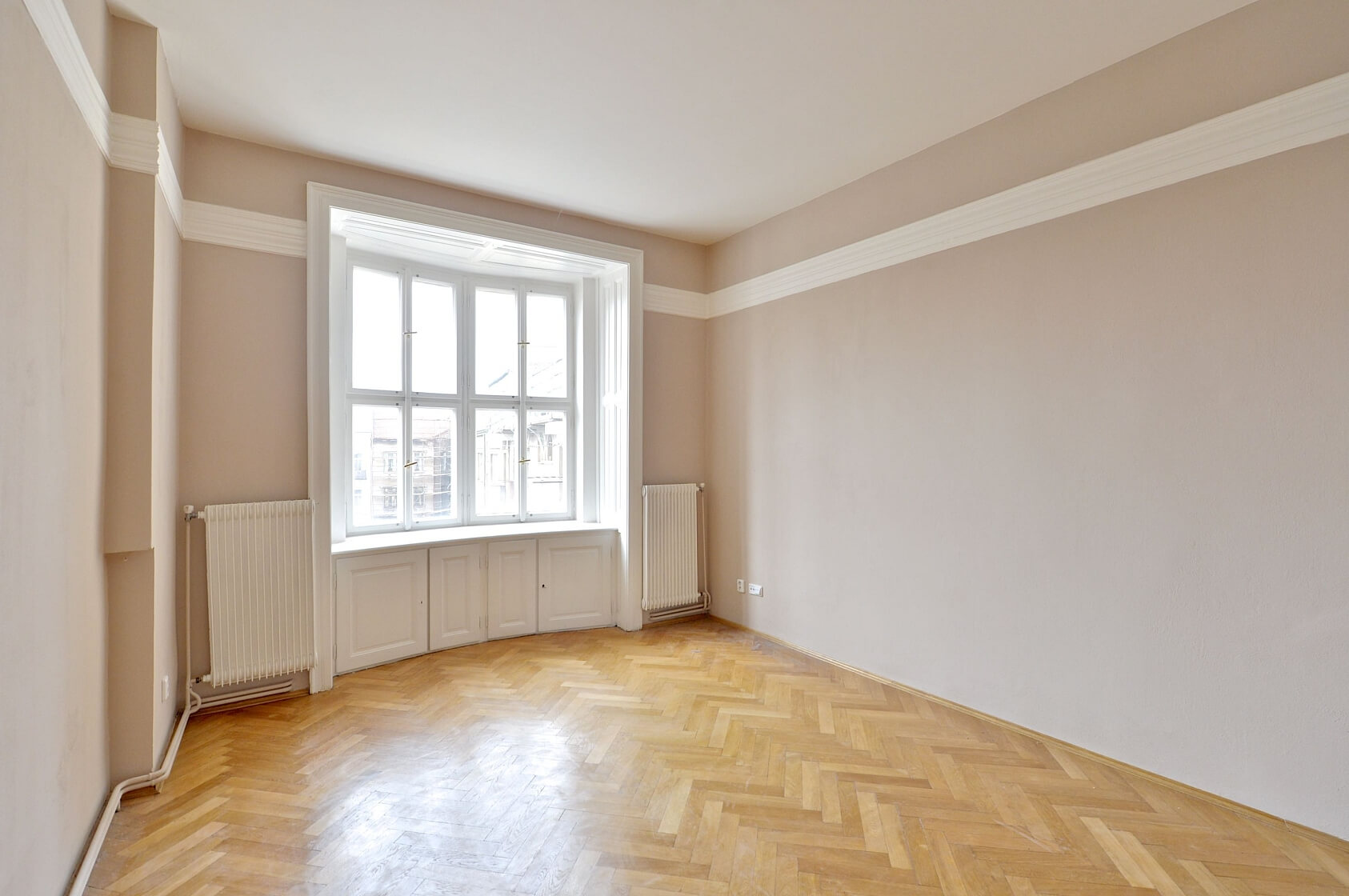 Janáčkovo nábřeží, Smíchov - Prague 5 | Rent, Apartment Two-bedroom (3+1), 128 m²