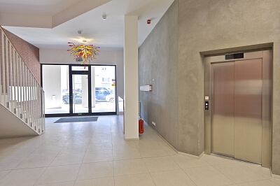 Bechyňova, Dejvice - Prague 6 | Rent, Apartment One-bedroom (2+kk), 79 m²