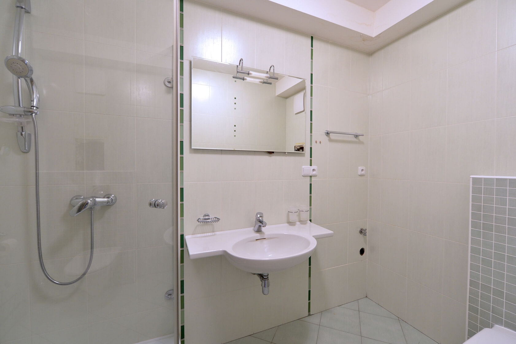 Prorektorská, Malešice - Praha 10 | Pronájem, Byt 4+kk, 206 m²