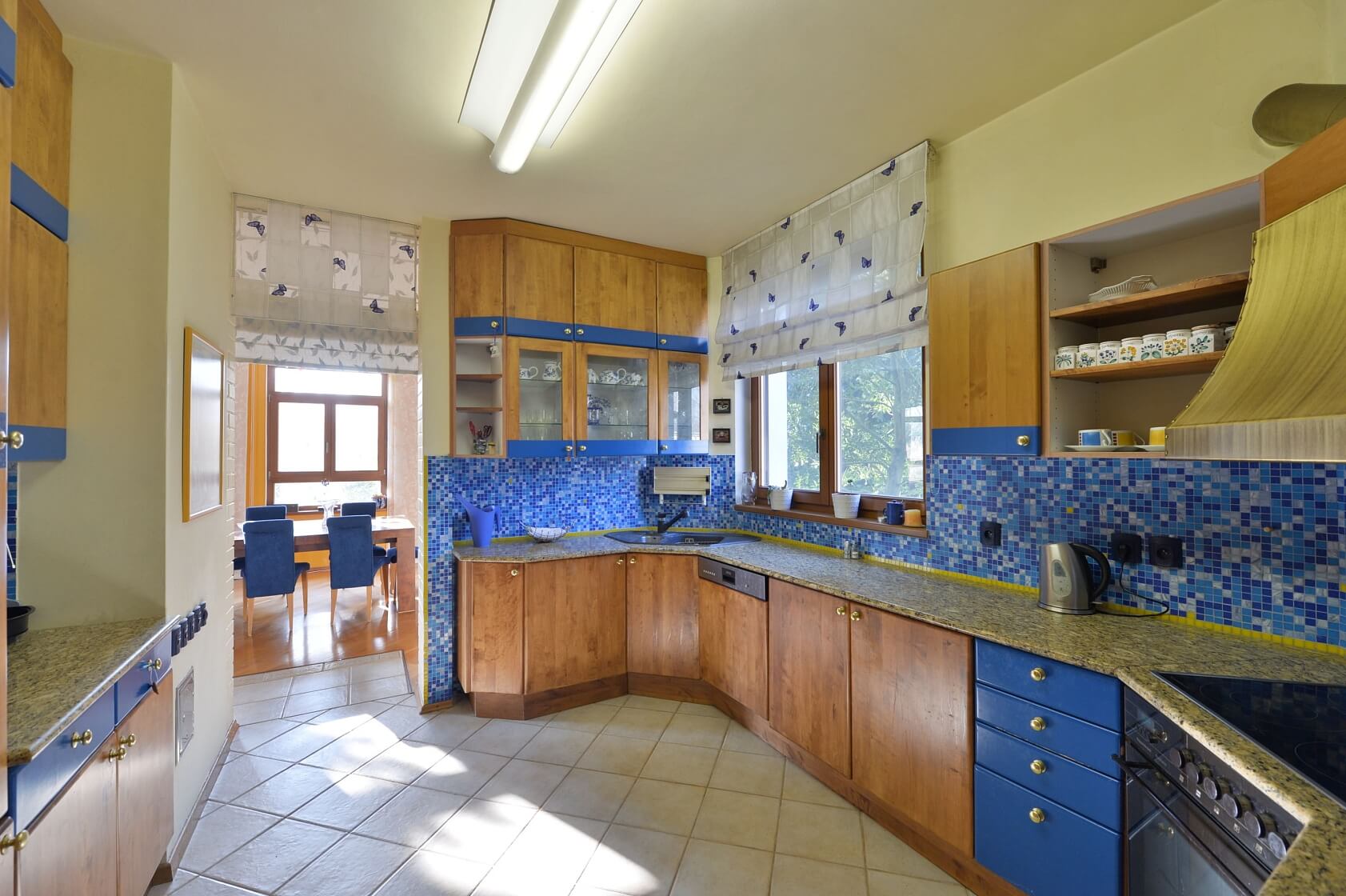 Jenečská, Úhonice - Praha-západ | Pronájem, Rodinný dům 7+1, 500 m²