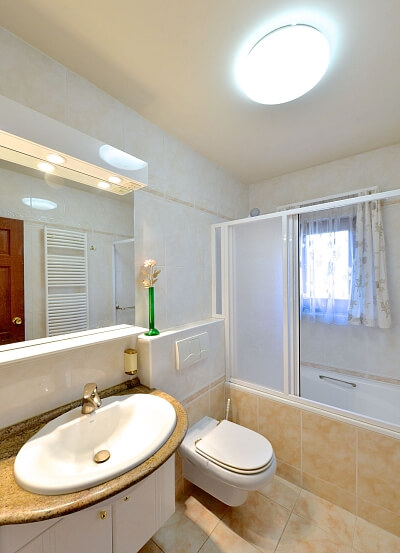 Jenečská, Úhonice - Praha-západ | Pronájem, Rodinný dům 7+1, 500 m²