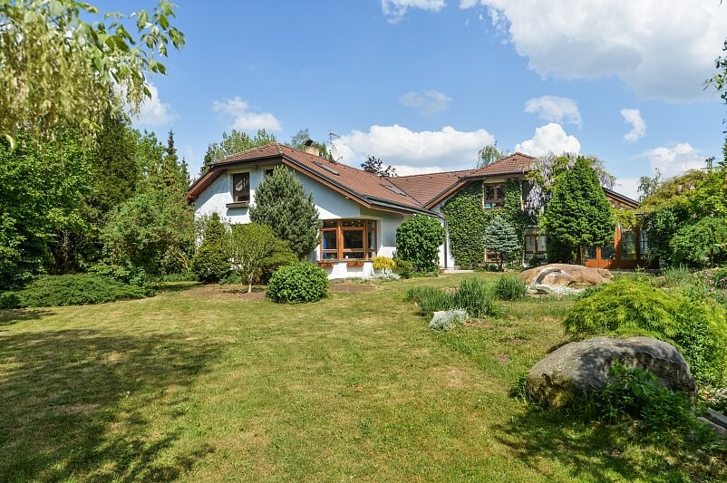 Jenečská, Úhonice - Praha-západ | Rent, House Six-bedroom (7+1), 500 m²