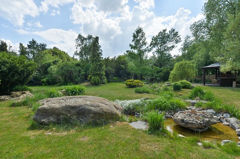 Jenečská, Úhonice - Praha-západ | Pronájem, Rodinný dům 7+1, 500 m²