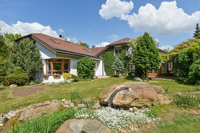 Jenečská, Úhonice - Praha-západ | Pronájem, Rodinný dům 7+1, 500 m²