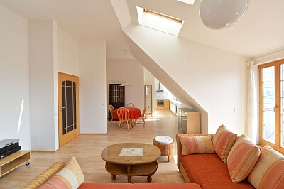 Na okraji, Veleslavín - Prague 6 | Rent, Apartment Three-bedroom (4+kk), 136 m²