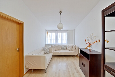 Na okraji, Veleslavín - Prague 6 | Rent, Apartment Three-bedroom (4+kk), 136 m²