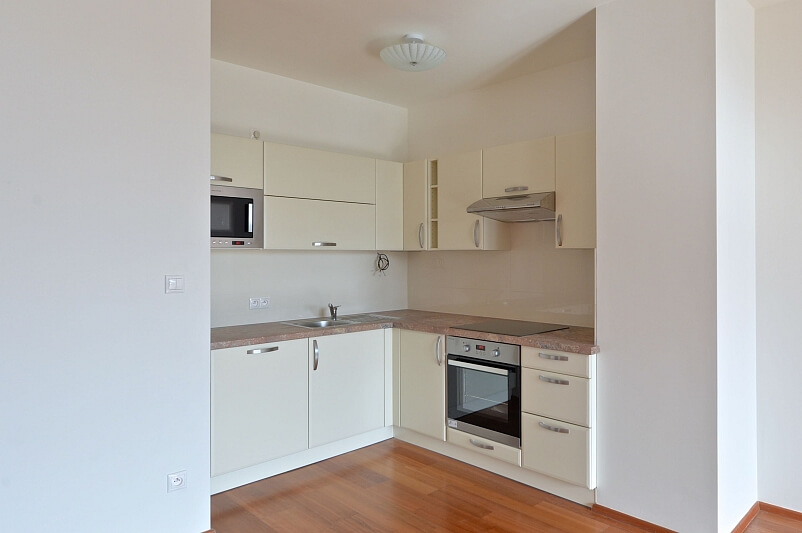 Pod Dvorem, Veleslavín - Prague 6 | Rent, Apartment Three-bedroom (4+kk), 120 m²