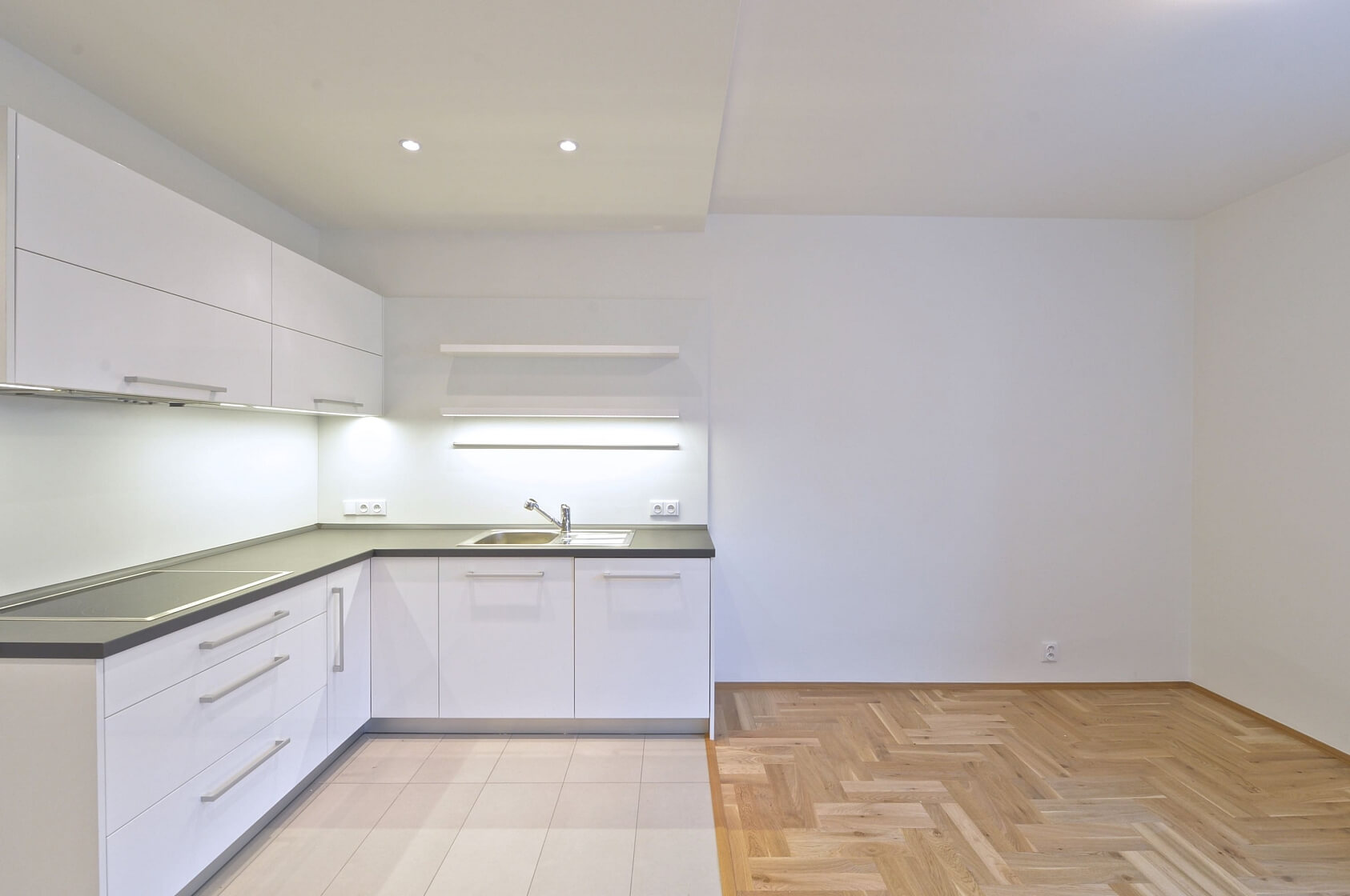 Zelená, Dejvice - Praha 6 | Pronájem, Byt 2+kk, 42 m²