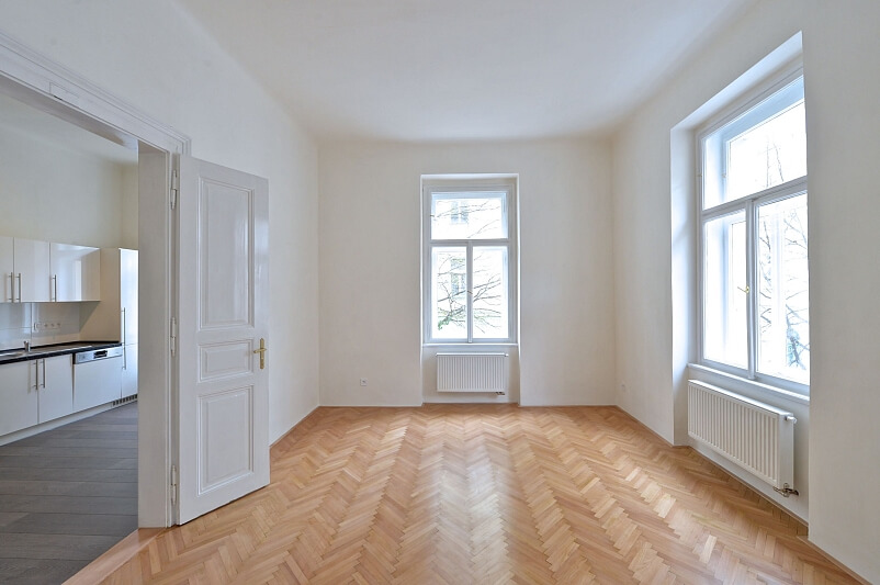 Šafaříkova, Vinohrady - Prague 2 | Rent, Apartment One-bedroom (2+1), 80 m²