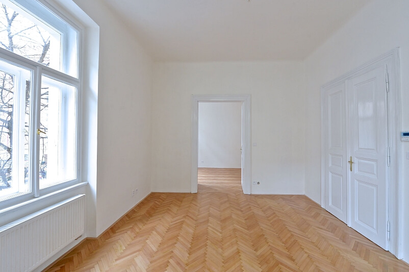 Šafaříkova, Vinohrady - Prague 2 | Rent, Apartment One-bedroom (2+1), 80 m²