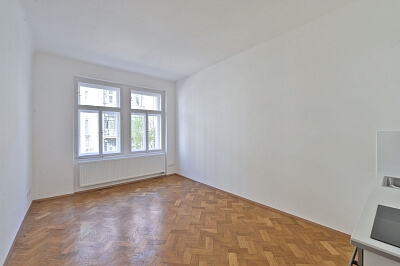 Šmeralova, Bubeneč - Prague 7 | Rent, Apartment Two-bedroom (3+kk), 69 m²