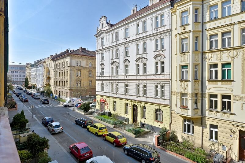 Šmeralova, Bubeneč - Prague 7 | Rent, Apartment Two-bedroom (3+kk), 69 m²