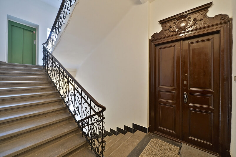 Šmilovského, Vinohrady - Prague 2 | Rent, Apartment Two-bedroom (3+1), 100 m²