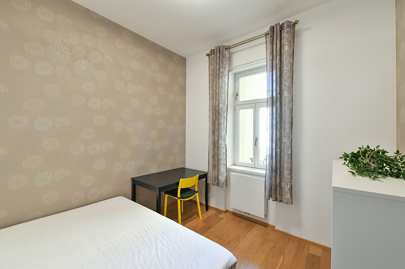 Trojická, Nové Město - Praha 2 | Pronájem, Byt 3+kk, 70 m²