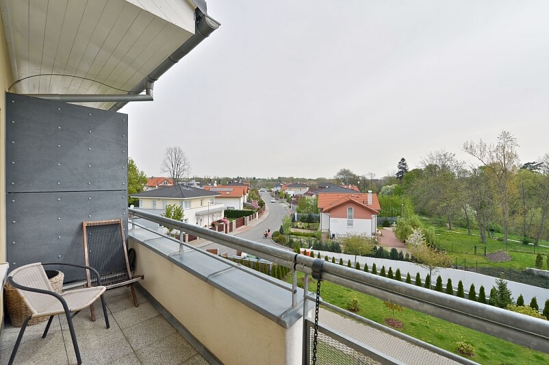 Žampionová, Pitkovice - Praha 10 | Pronájem, Byt 5+kk, 180 m²
