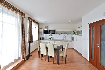 Žampionová, Pitkovice - Prague 10 | Rent, Apartment Four-bedroom (5+kk), 180 m²