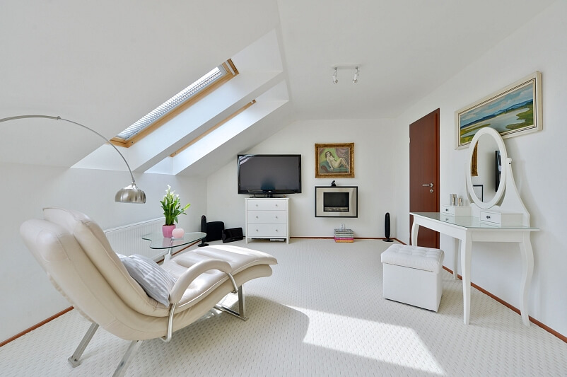 Žampionová, Pitkovice - Praha 10 | Pronájem, Byt 5+kk, 180 m²